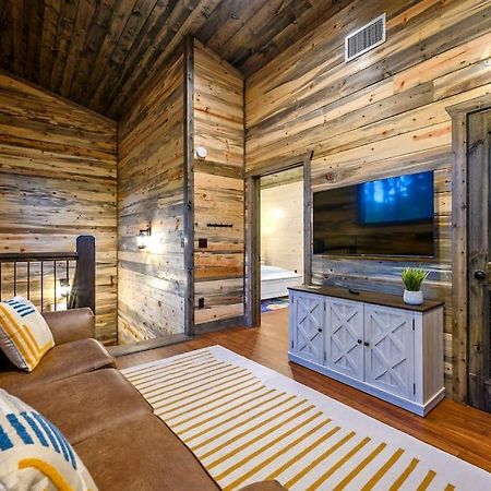 Brand New Luxury 2 Bedroom With Loft And Spa Sleeps 10 Брокен-Боу Экстерьер фото