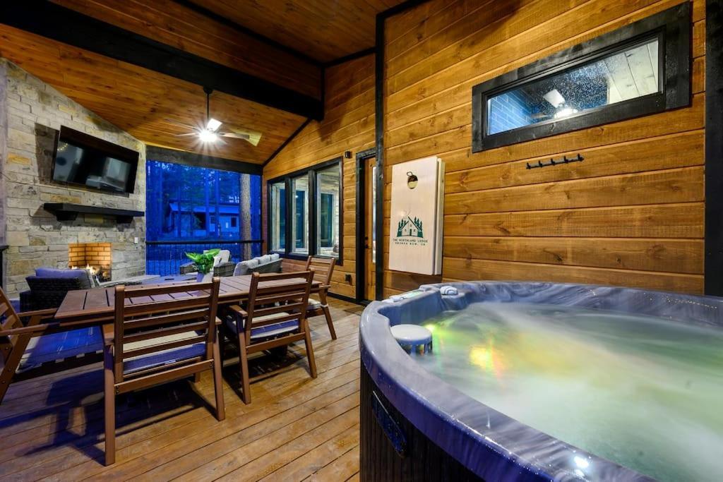 Brand New Luxury 2 Bedroom With Loft And Spa Sleeps 10 Брокен-Боу Экстерьер фото